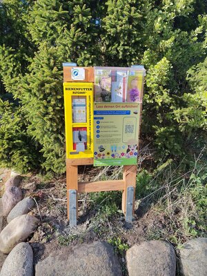 Bild vergr&ouml;&szlig;ern: Bienenautomat